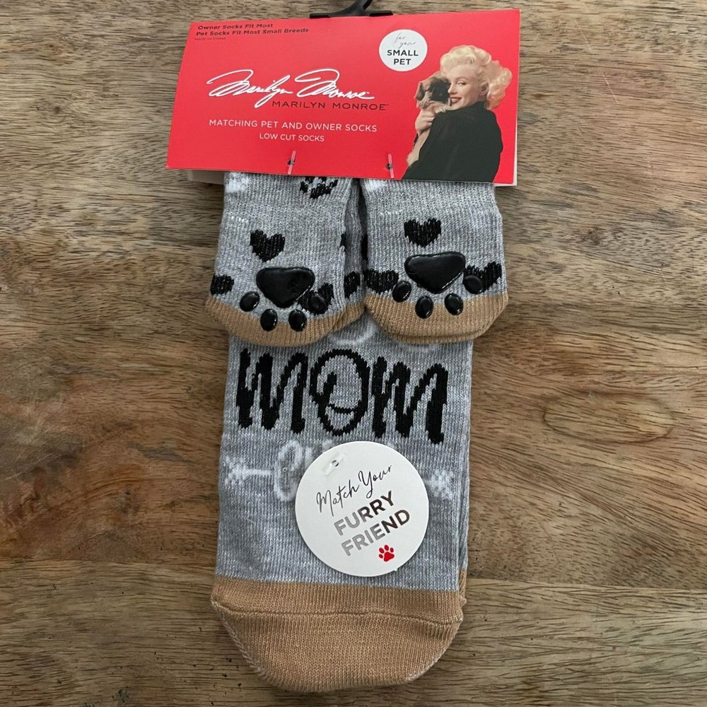 5/$20 NEW 6Pc Matching Pet & Pet Owner Best Dog Mom Socks Set